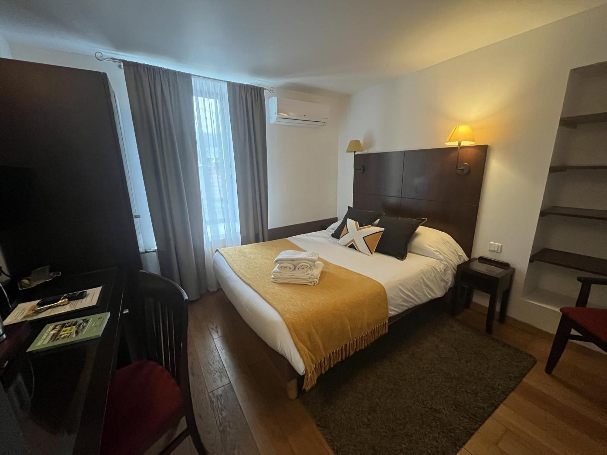 Logis Le Marronnier Hotel Buffon Cameră foto