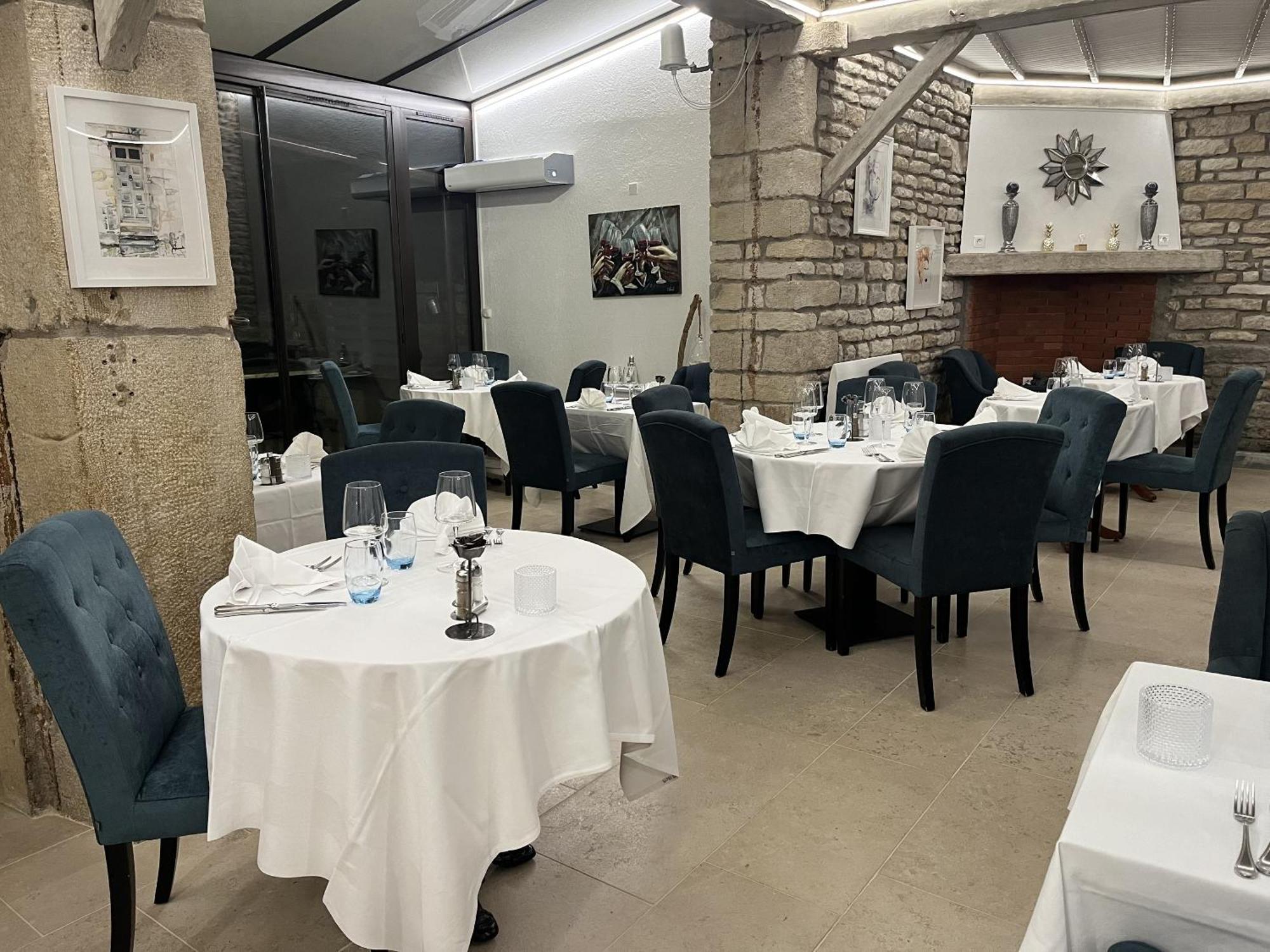 Logis Le Marronnier Hotel Buffon Exterior foto