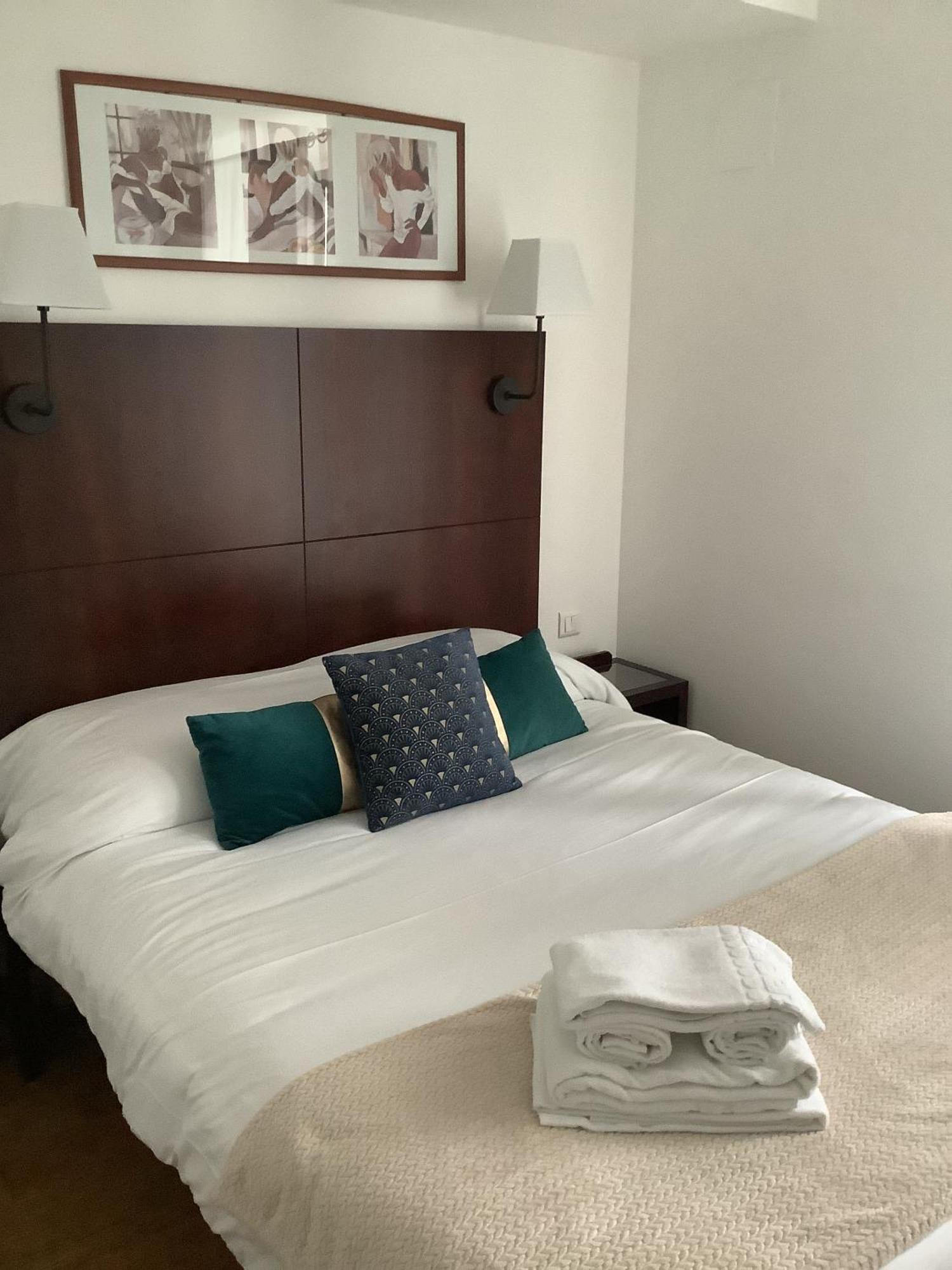 Logis Le Marronnier Hotel Buffon Cameră foto