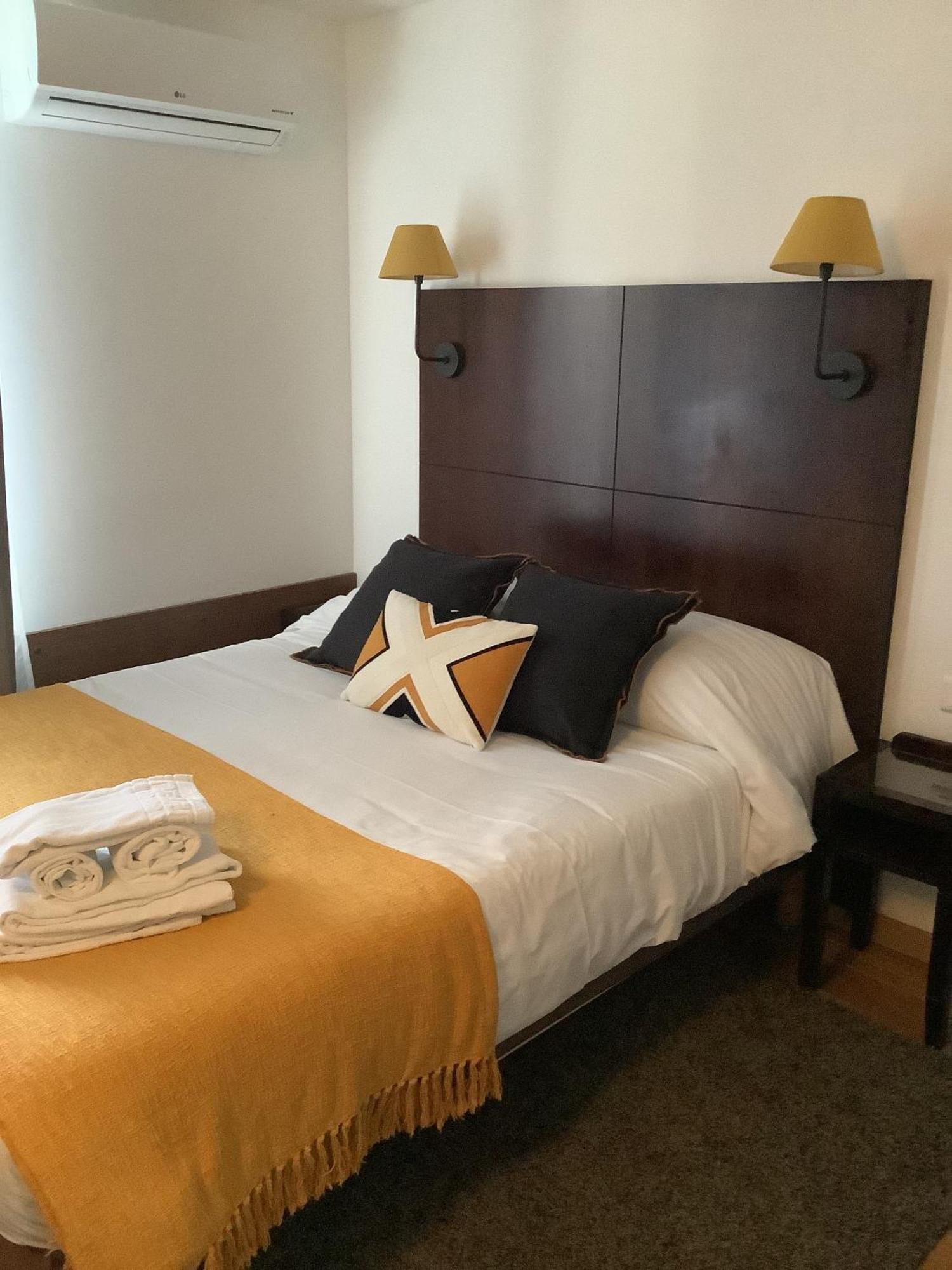 Logis Le Marronnier Hotel Buffon Cameră foto